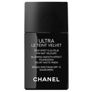 Chanel Ultra LE TEINT VELVET B20 Ultra-Light Velvet Matt Blur SPF 15 Foundation